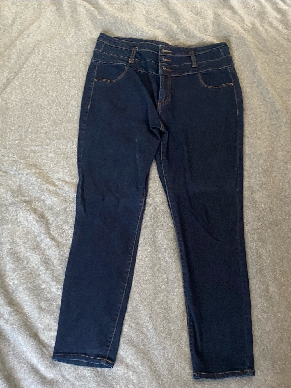 Women’s High-Rise Dark Blue ankle Jegging Jeans